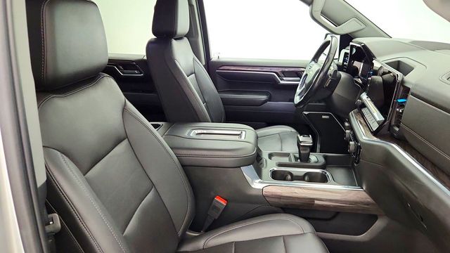 2022 Chevrolet Silverado 1500 4WD Crew Cab 147'' LTZ w/ Z71 Pkg, Premium Pkg & Tech Pkg - 23100912 - 22