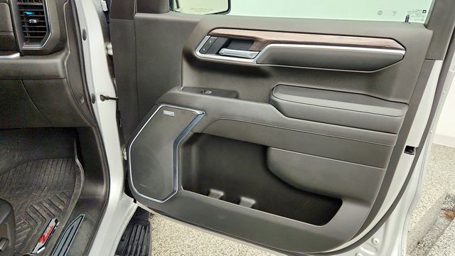 2022 Chevrolet Silverado 1500 4WD Crew Cab 147'' LTZ w/ Z71 Pkg, Premium Pkg & Tech Pkg - 23100912 - 24