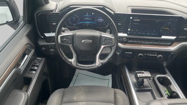 2022 Chevrolet Silverado 1500 4WD Crew Cab 147" RST - 23011817 - 10