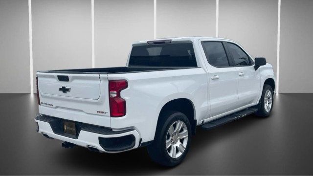2022 Chevrolet Silverado 1500 4WD Crew Cab 147" RST - 23011817 - 3