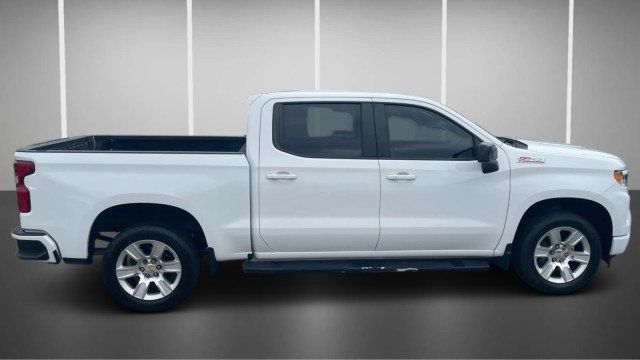 2022 Chevrolet Silverado 1500 4WD Crew Cab 147" RST - 23011817 - 5
