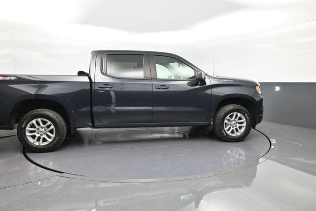 2022 Chevrolet Silverado 1500 4WD Crew Cab 147" RST - 23002995 - 22