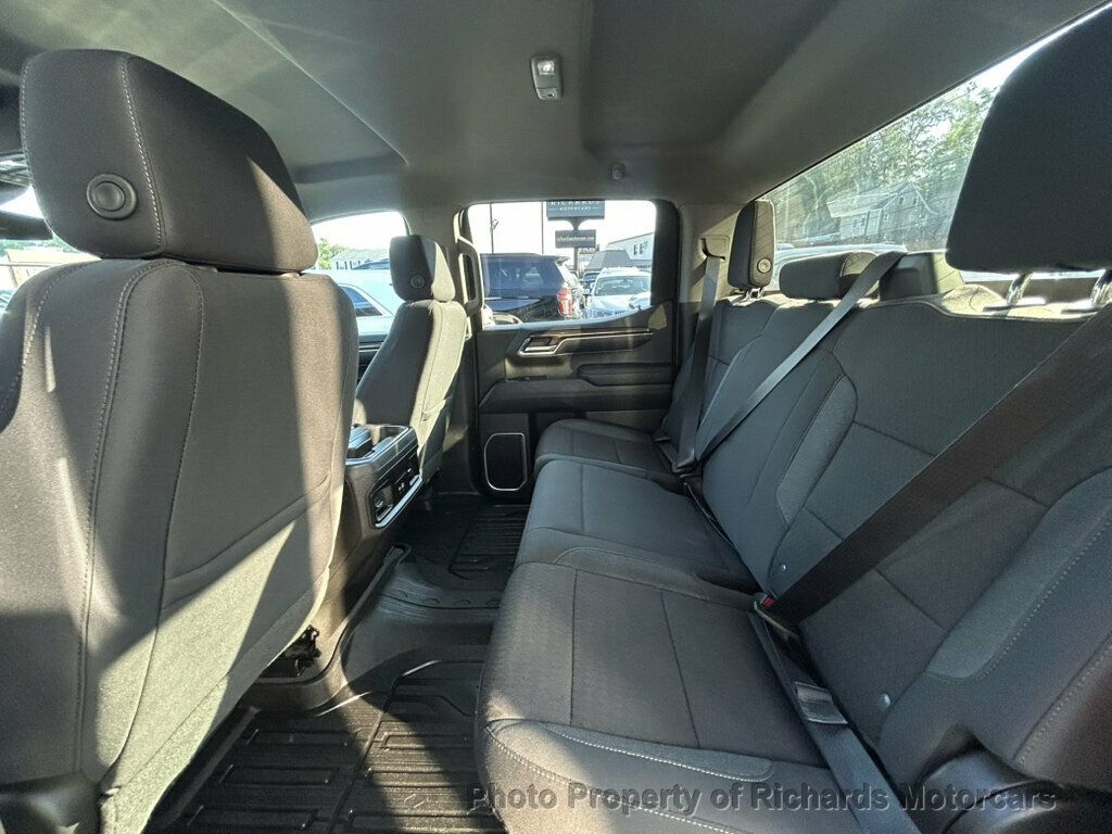 2022 Chevrolet Silverado 1500 4WD Crew Cab 147" RST - 23075536 - 17