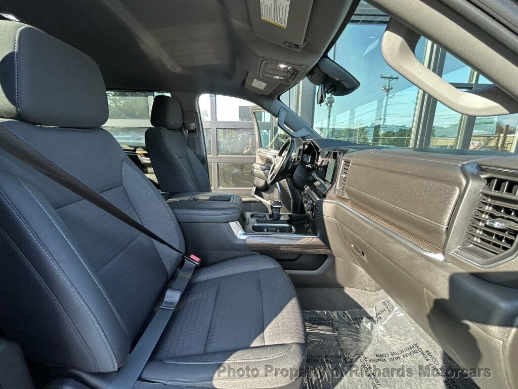 2022 Chevrolet Silverado 1500 4WD Crew Cab 147" RST - 23075536 - 22