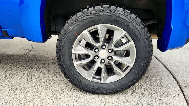 2022 Chevrolet Silverado 1500 4WD Crew Cab 147'' RST with Z71 Off-Road and Protection Package - 22973883 - 8