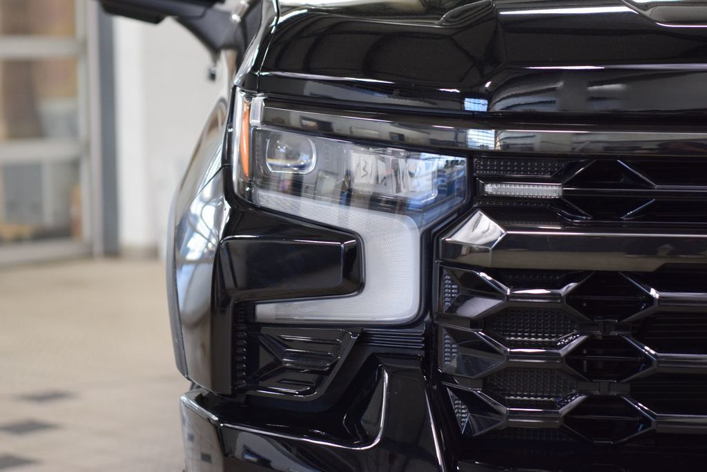 2022 Chevrolet Silverado 1500 4WD Crew Cab 147" ZR2 - 23002288 - 11