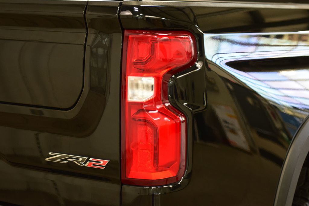 2022 Chevrolet Silverado 1500 4WD Crew Cab 147" ZR2 - 23002288 - 22