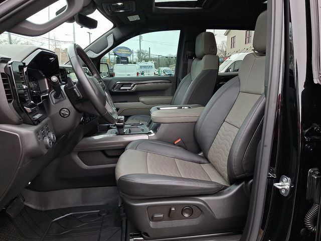 2022 Chevrolet Silverado 1500 4WD Crew Cab 147" ZR2 - 23002288 - 24