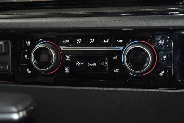 2022 Chevrolet Silverado 1500 4WD Crew Cab 147" ZR2 - 23002288 - 36