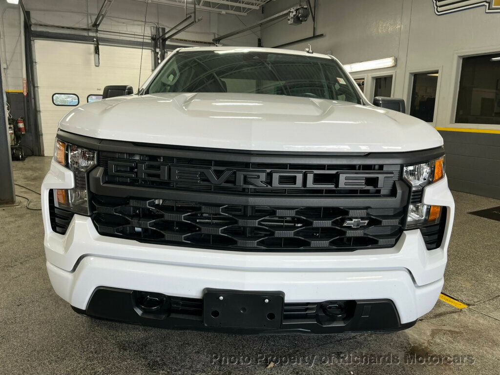 2022 Chevrolet Silverado 1500 Custom photo 7