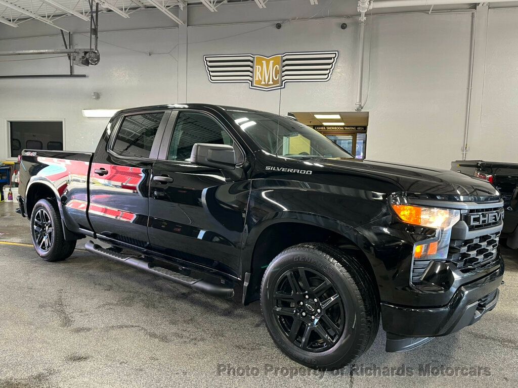 2022 Chevrolet Silverado 1500 4WD Crew Cab 157" Custom - 22922834 - 0