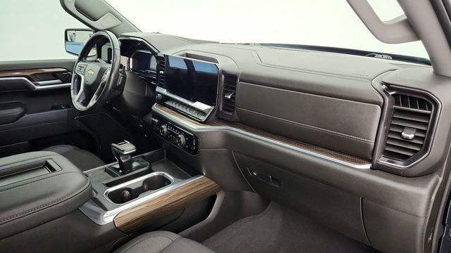 2022 Chevrolet Silverado 1500 4WD Crew Cab 157" LT - 22941407 - 23