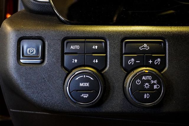 2022 Chevrolet Silverado 1500 4WD Crew Cab 157" RST - 22871648 - 32