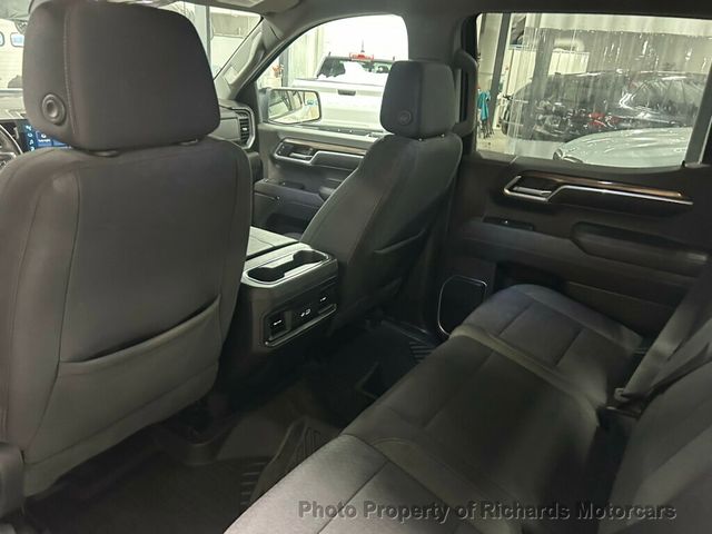 2022 Chevrolet Silverado 1500 4WD Crew Cab 157" RST - 22978979 - 16