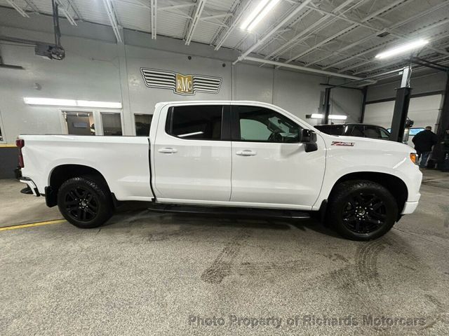 2022 Chevrolet Silverado 1500 4WD Crew Cab 157" RST - 22978979 - 1