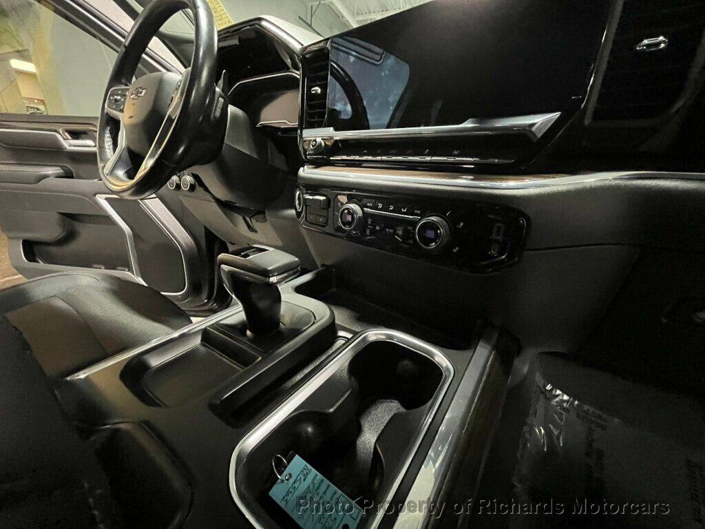 2022 Chevrolet Silverado 1500 4WD Crew Cab 157" RST - 22988255 - 21