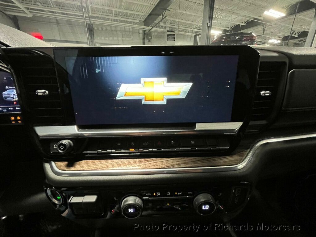 2022 Chevrolet Silverado 1500 4WD Crew Cab 157" RST - 22988255 - 23