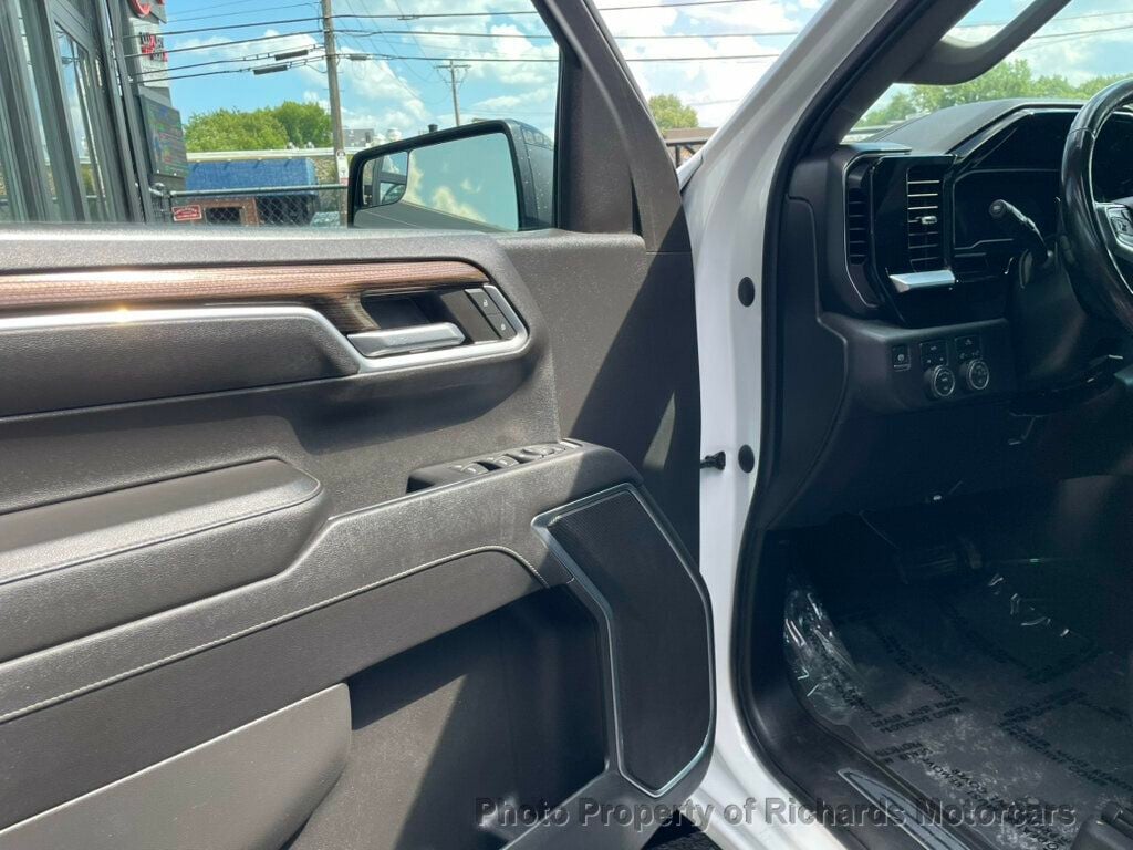 2022 Chevrolet Silverado 1500 4WD Crew Cab 157" RST - 23065638 - 9