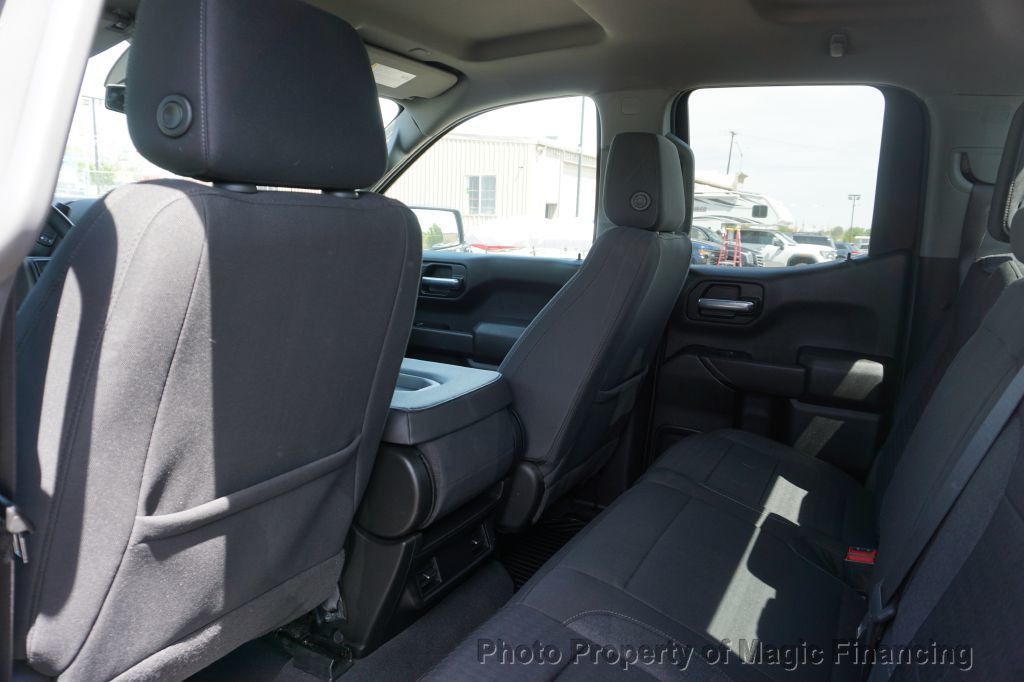 2022 Chevrolet Silverado 1500 4WD Double Cab 147" Custom - 23014805 - 6