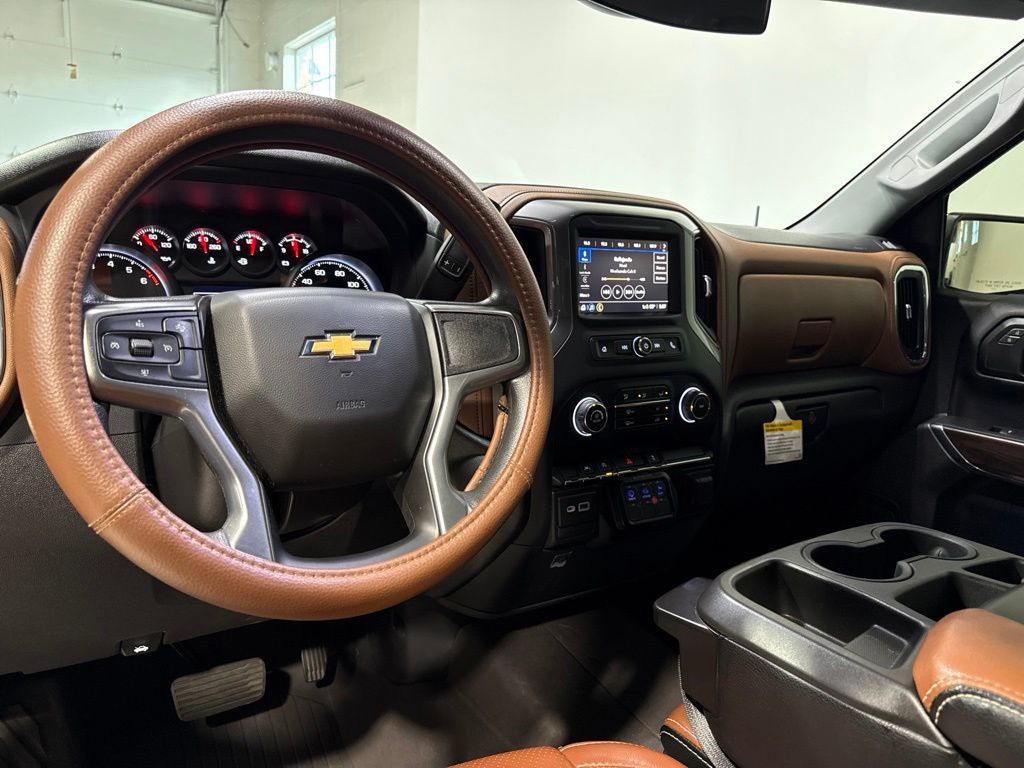 2022 Chevrolet Silverado 1500 4WD Reg Cab 126" Work Truck - 23070656 - 10