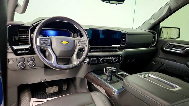 2022 Chevrolet Silverado 1500 Crew Cab 147'' LTZ with Premium & Technology Packages - 22974912 - 12