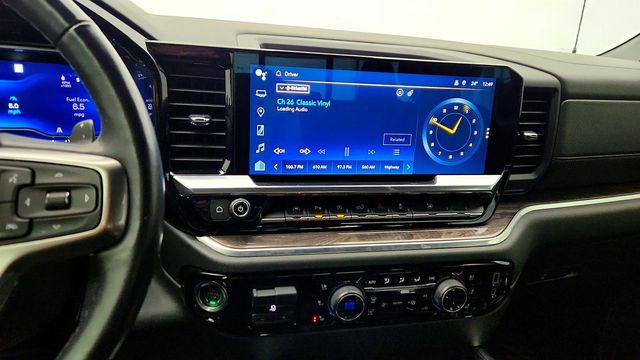 2022 Chevrolet Silverado 1500 Crew Cab 147'' LTZ with Premium & Technology Packages - 22974912 - 17