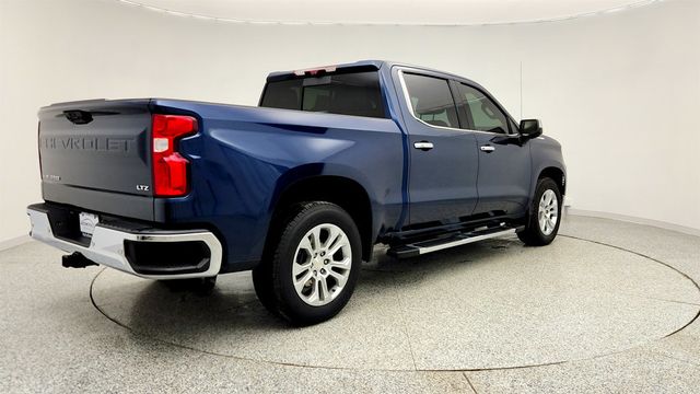 2022 Chevrolet Silverado 1500 Crew Cab 147'' LTZ with Premium & Technology Packages - 22974912 - 4