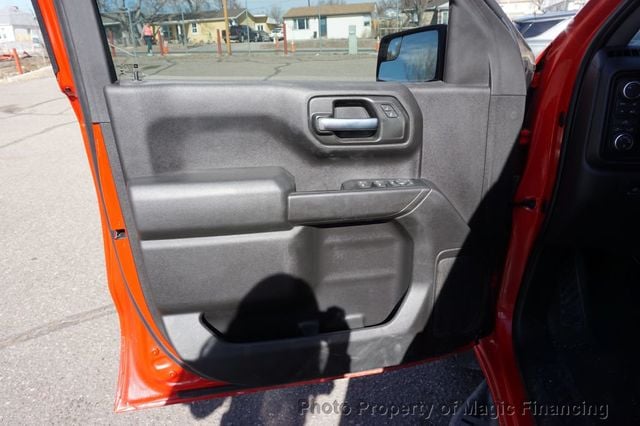 2022 Chevrolet Silverado 1500 CUSTOM - 22981884 - 9