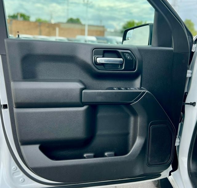 2022 Chevrolet Silverado 1500 CUSTOM - 22884738 - 11