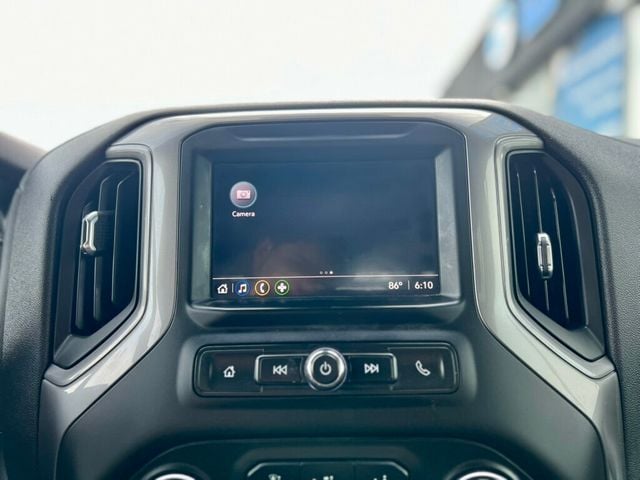 2022 Chevrolet Silverado 1500 CUSTOM - 22884738 - 25