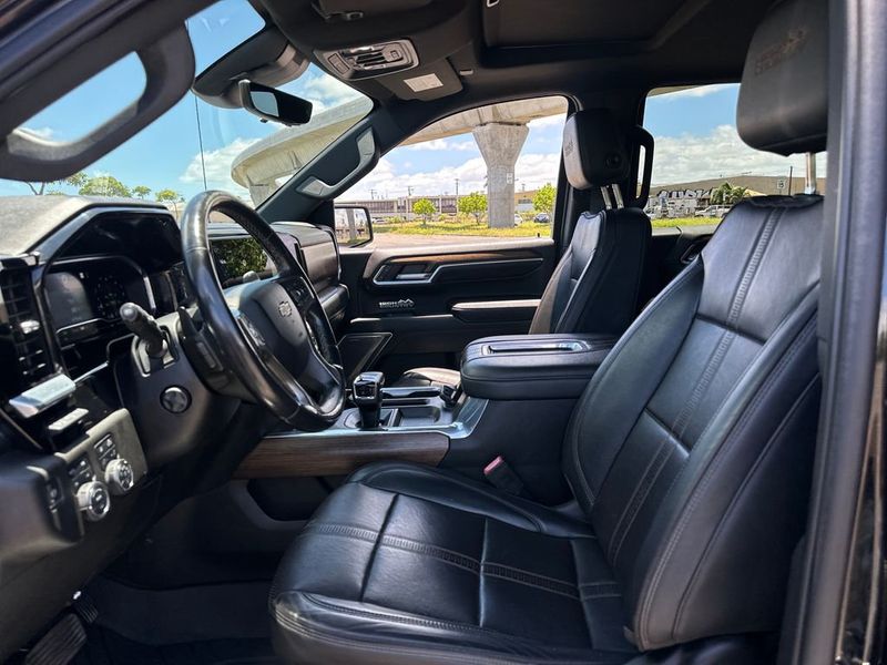2022 Chevrolet Silverado 1500 High Country - 23029684 - 12