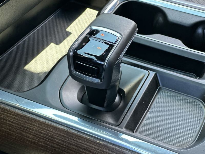 2022 Chevrolet Silverado 1500 High Country - 23029684 - 18