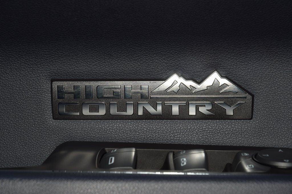 2022 Chevrolet Silverado 1500 High Country - 22950559 - 50