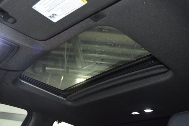 2022 Chevrolet Silverado 1500 High Country - 22950559 - 52