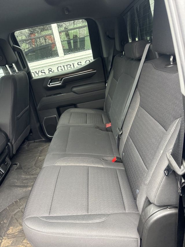 2022 Chevrolet Silverado 1500 LT - 22936902 - 14