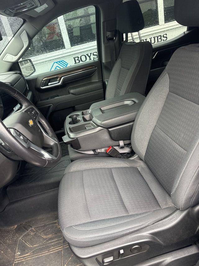 2022 Chevrolet Silverado 1500 LT - 22936902 - 18