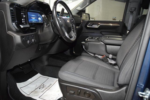 2022 Chevrolet Silverado 1500 LT - 22936902 - 38