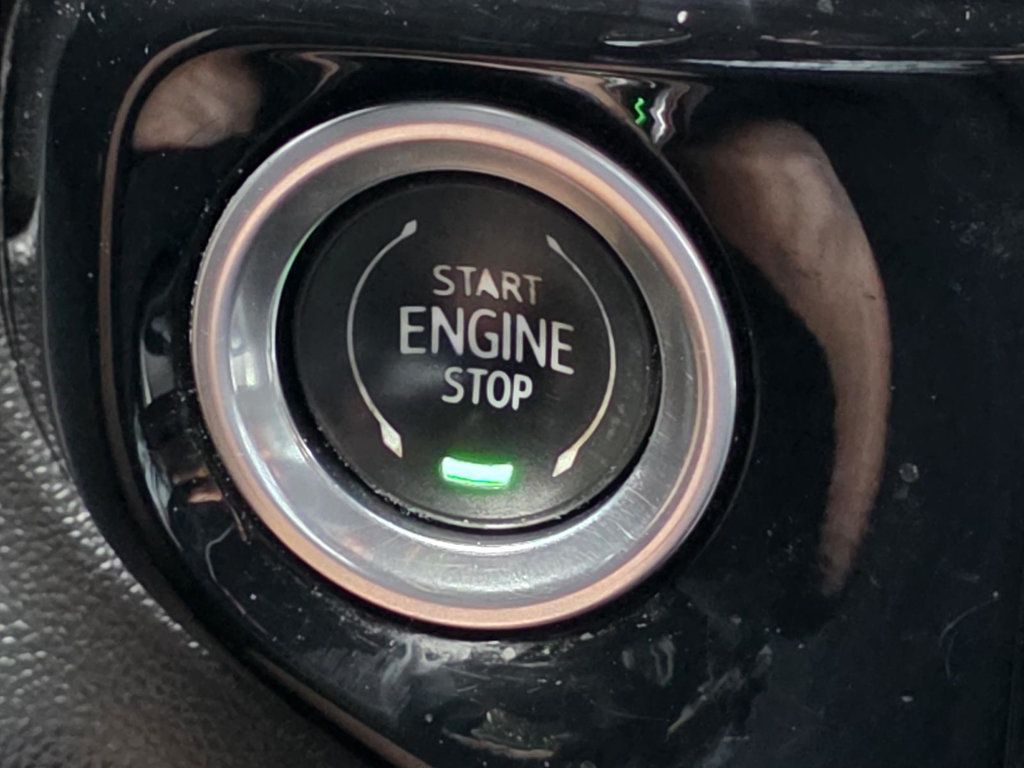 2022 Chevrolet Silverado 1500 LT photo 16