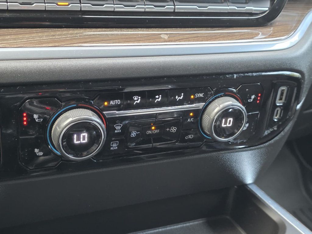2022 Chevrolet Silverado 1500 LT photo 17