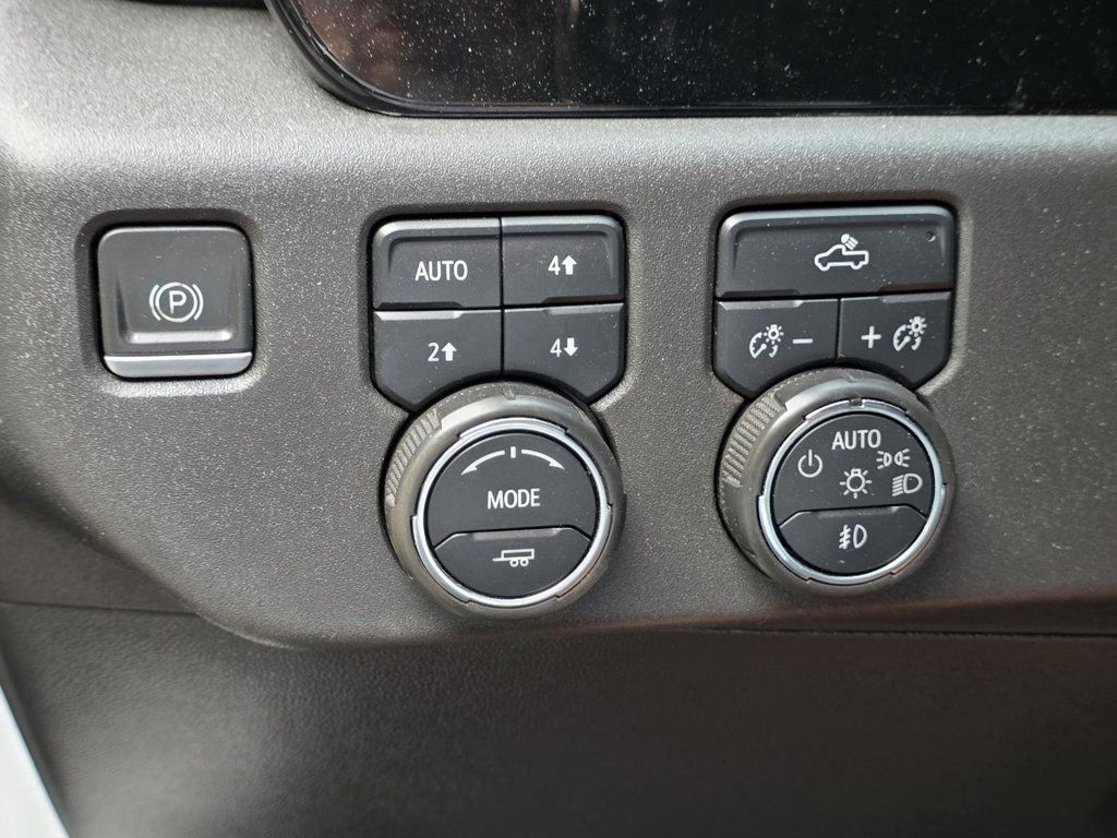 2022 Chevrolet Silverado 1500 LT photo 20