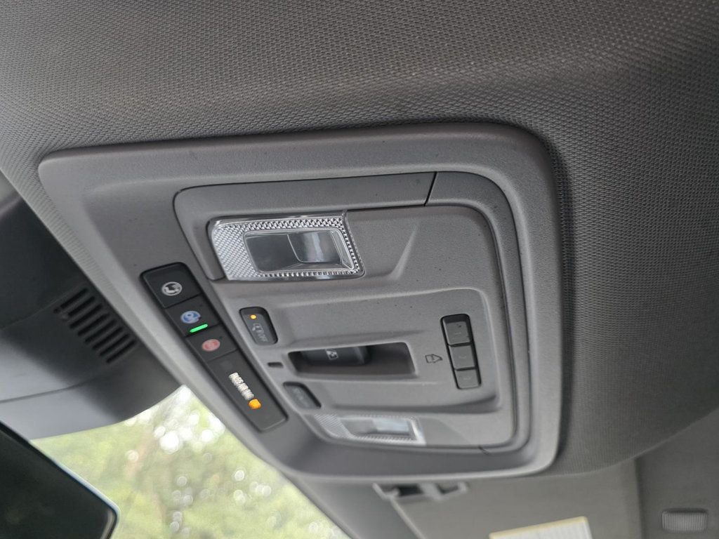 2022 Chevrolet Silverado 1500 LT photo 23
