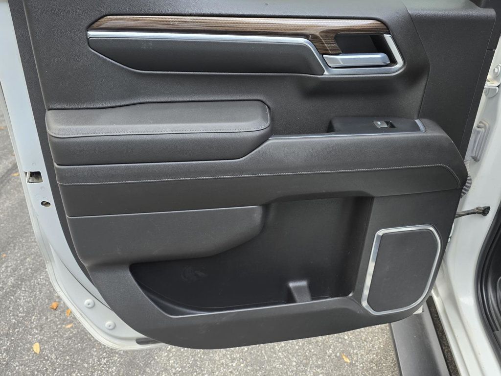 2022 Chevrolet Silverado 1500 LT photo 27