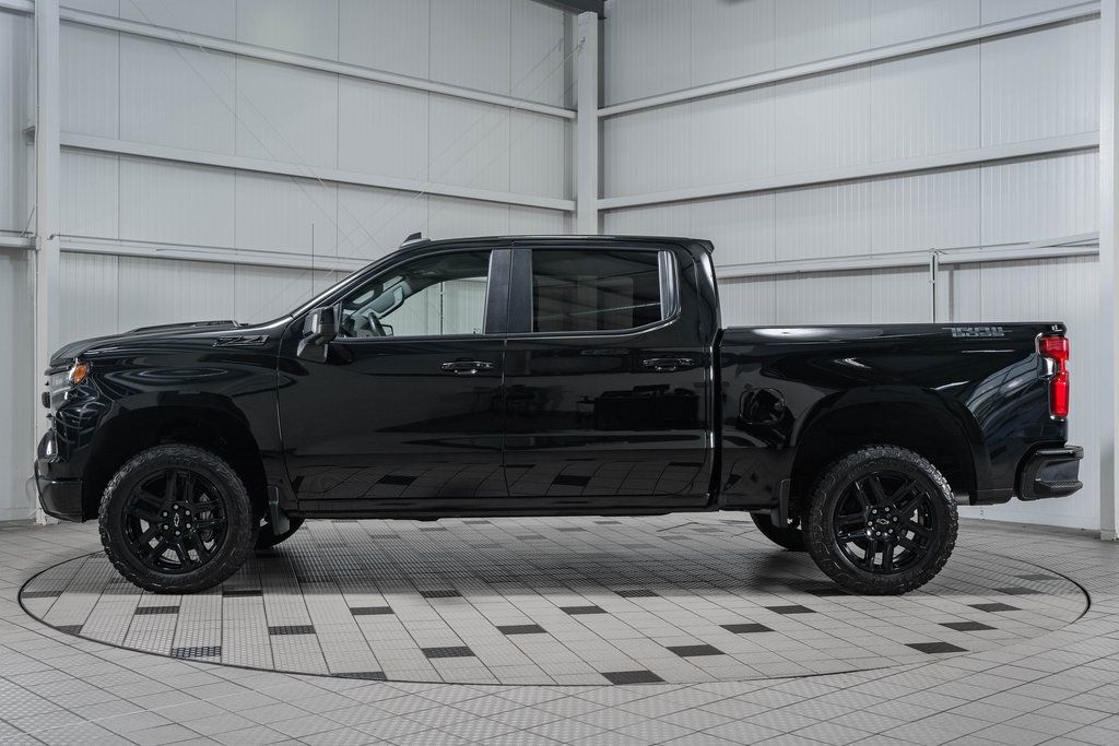 2022 Chevrolet Silverado 1500 LT Trail Boss - 22550565 - 3