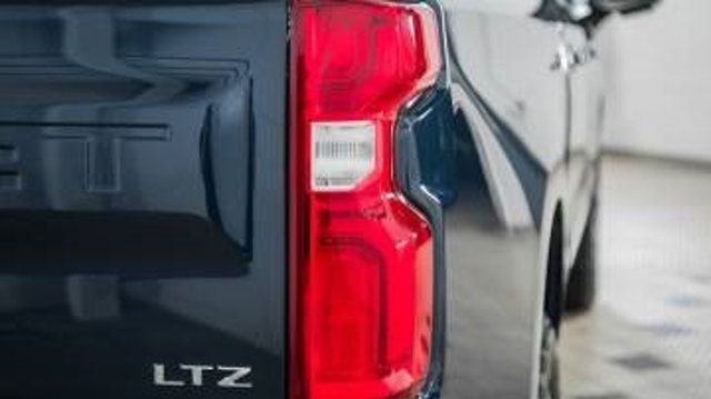 2022 Chevrolet Silverado 1500 LTZ - 22587555 - 16