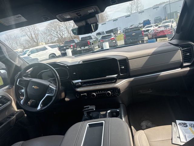 2022 Chevrolet Silverado 1500 LTZ - 23003052 - 9