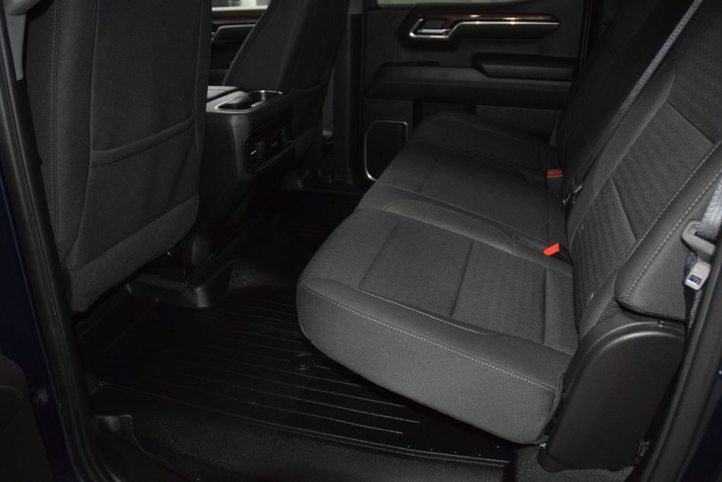 2022 Chevrolet Silverado 1500 RST - 23046725 - 43