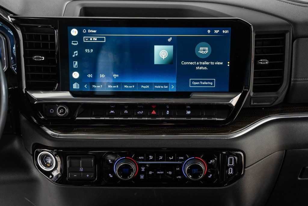 2022 Chevrolet Silverado 1500 RST photo 27