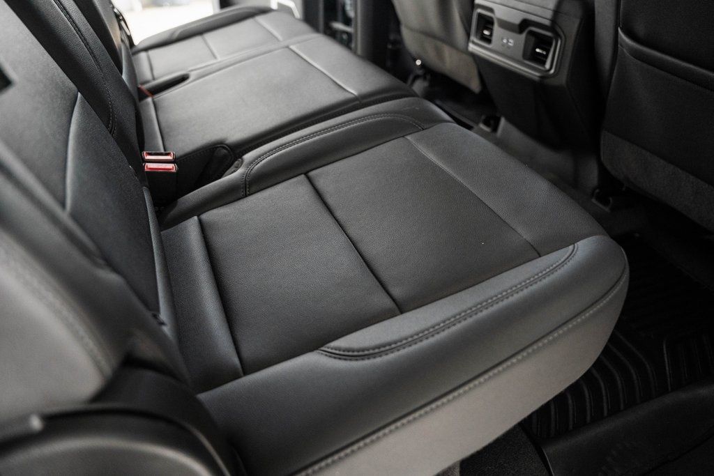 2022 Chevrolet Silverado 1500 RST photo 38