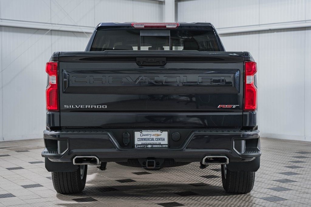 2022 Chevrolet Silverado 1500 RST photo 6