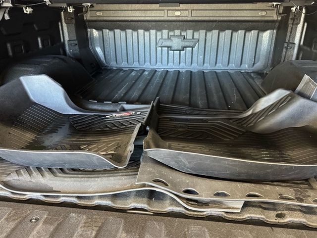 2022 Chevrolet Silverado 1500 RST Crew Cab 4WD - 23036499 - 7